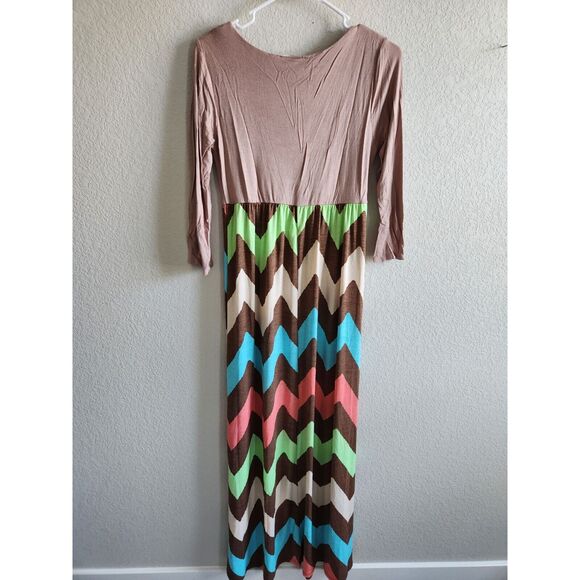 Lillie Avenue Womens Sz M Maxi Shirt Dress Long Sleeve Brown Rainbow Chevron - Picture 3 of 3